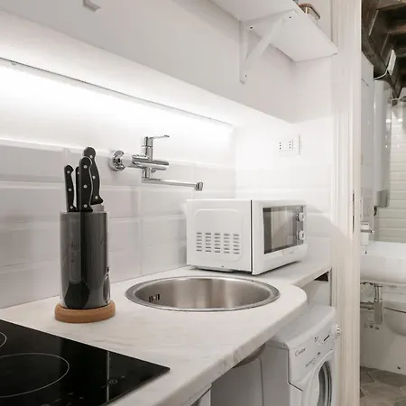 Apartmán Lovely Studio Flat 1 Min Walk From Pantheon