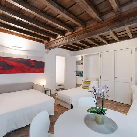 Lovely Studio Flat 1 Min Walk From Pantheon